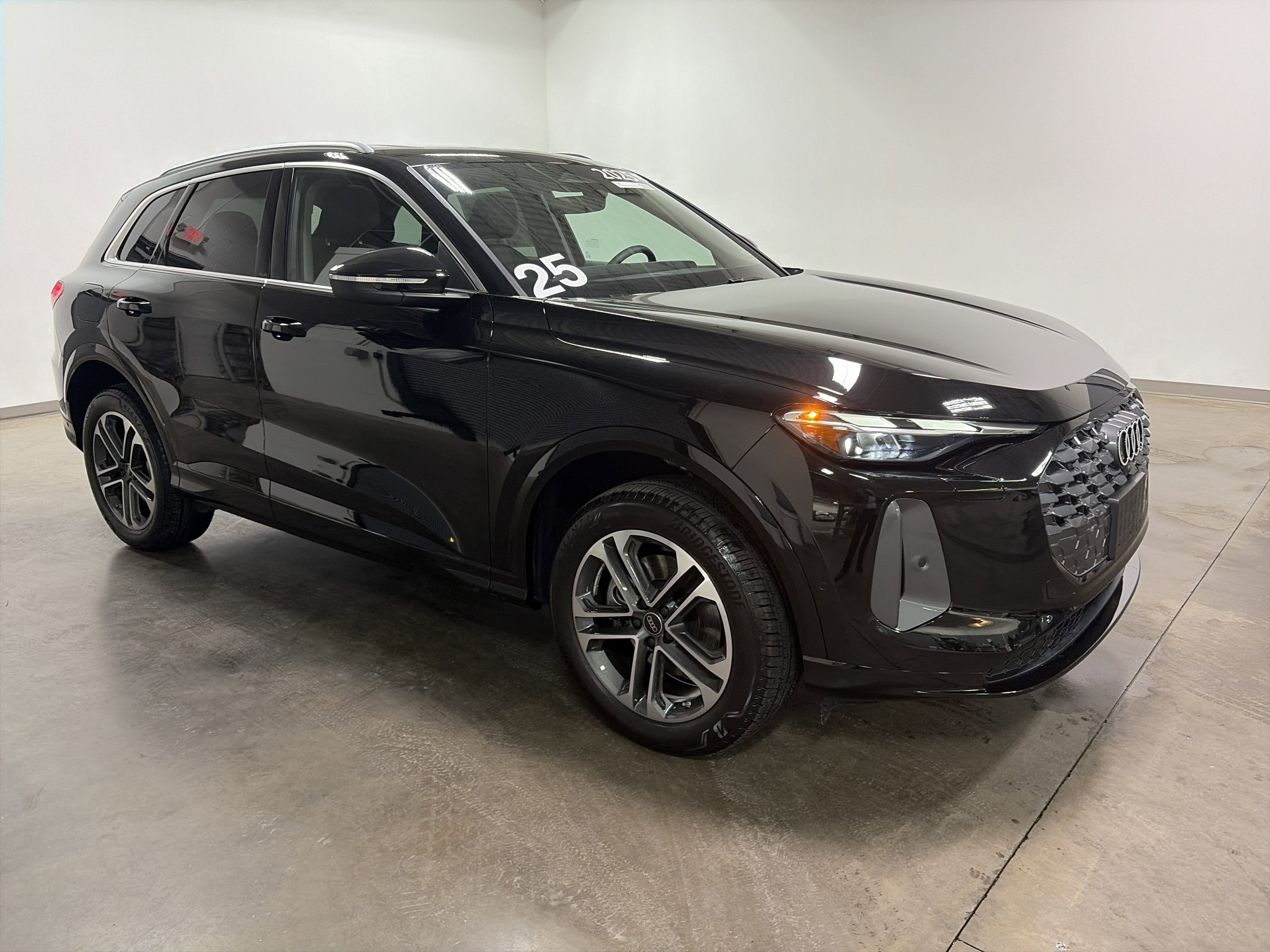 2025 Audi Q5 Premium