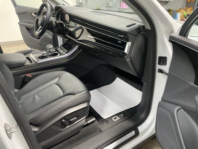 2023 Audi Q7 Premium
