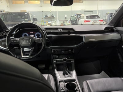 2023 Audi Q3 S line Premium