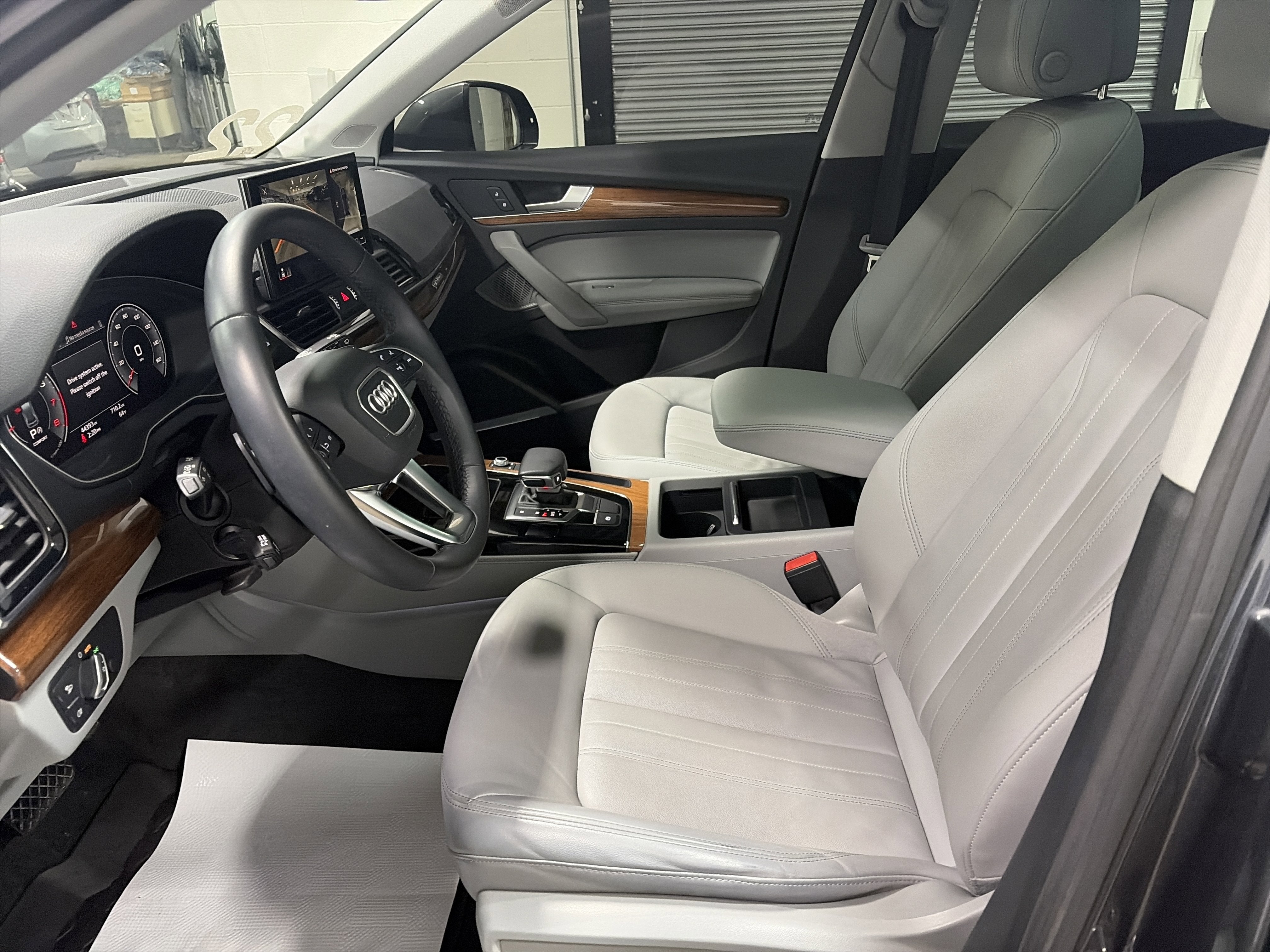 2022 Audi Q5 S line Premium Plus