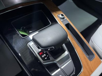 2022 Audi Q5 S line Premium Plus