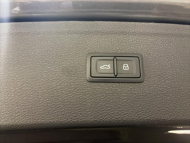 2022 Audi Q5 S line Premium Plus