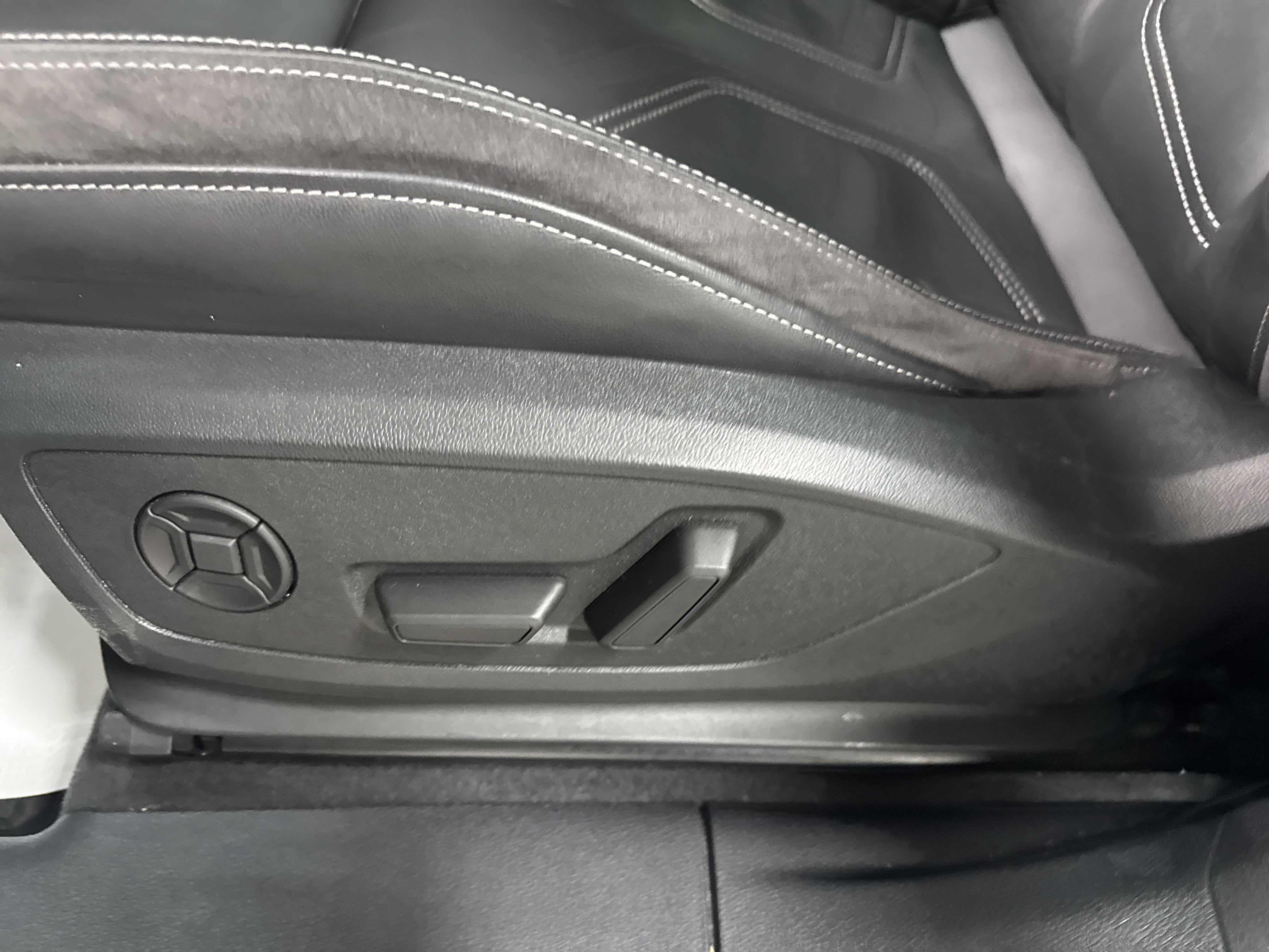 2023 Audi Q3 S line Premium Plus