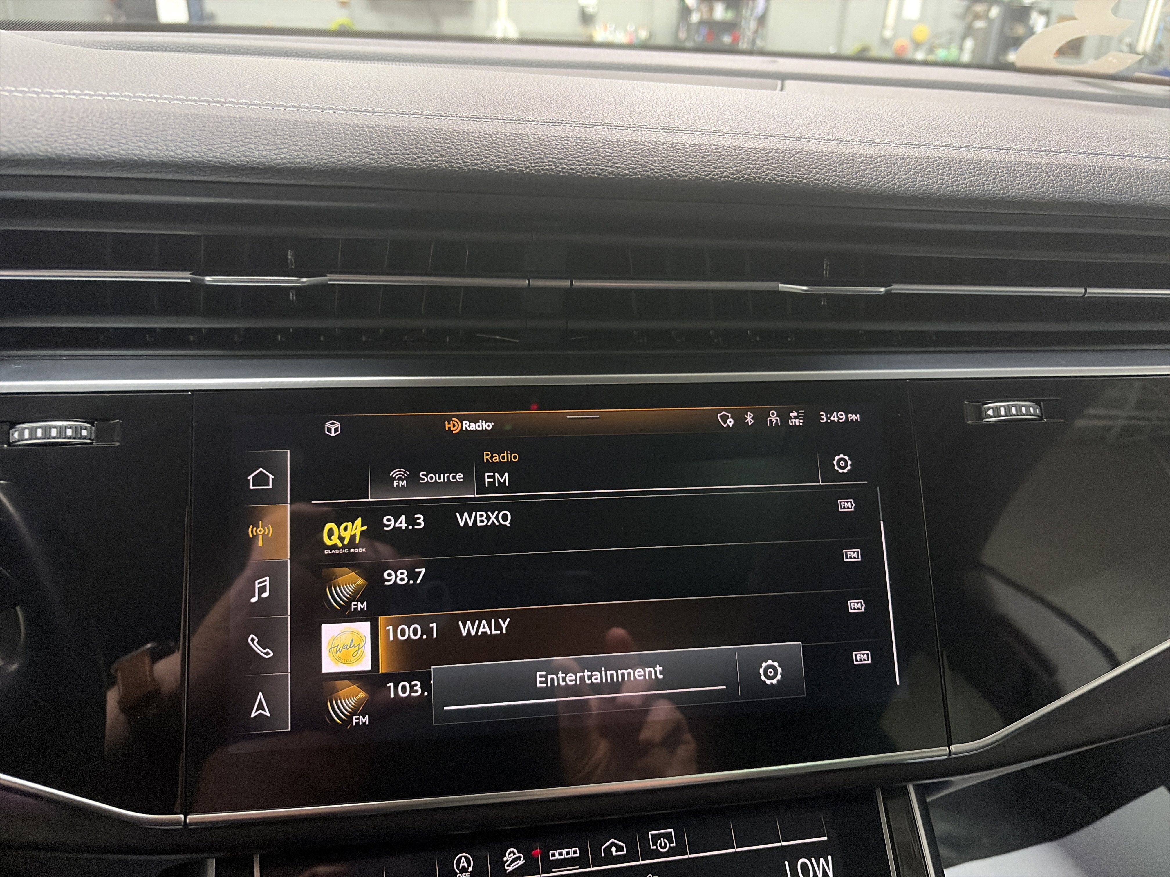 2023 Audi Q8 Premium Plus
