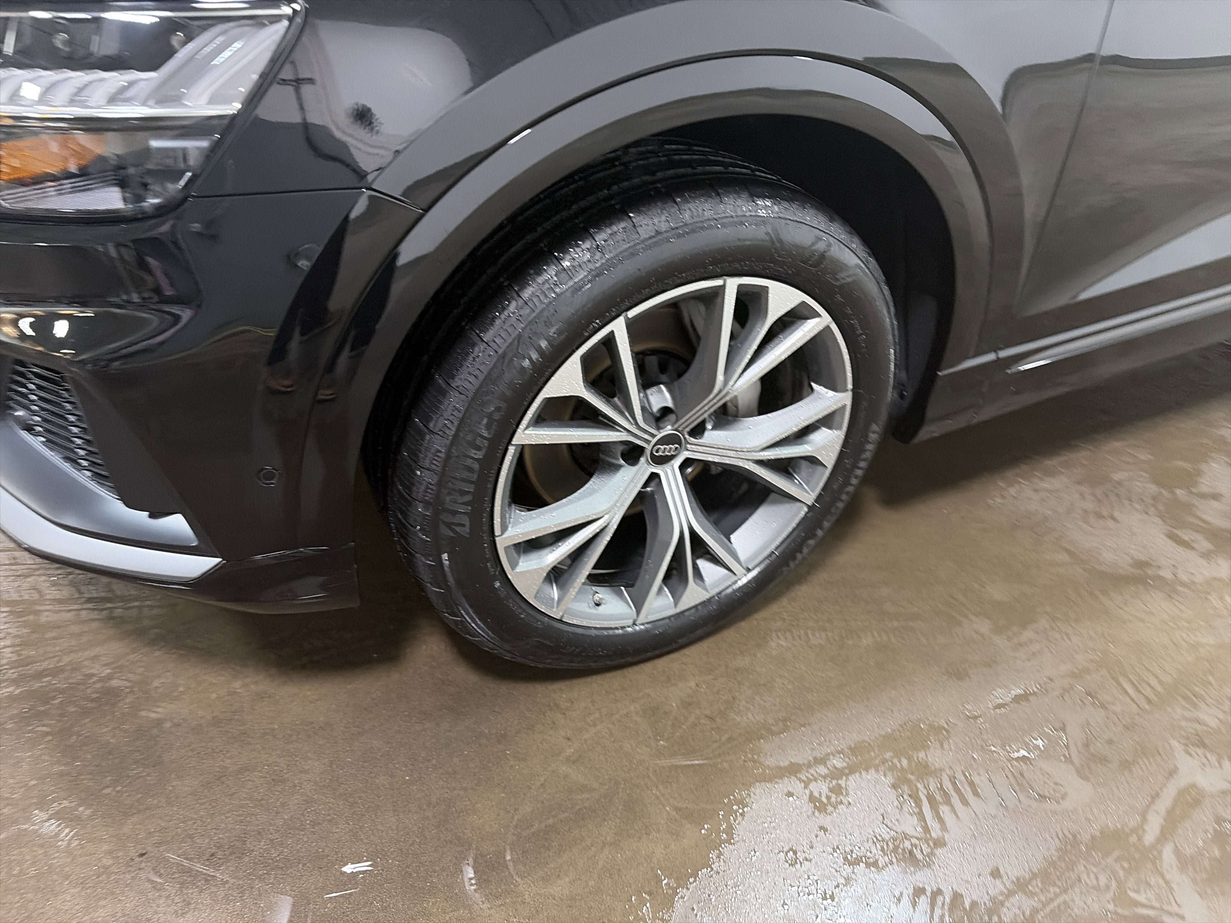 2023 Audi Q8 Premium Plus