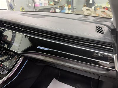 2023 Audi Q8 Premium Plus