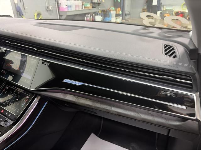 2023 Audi Q8 Premium Plus