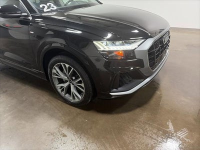 2023 Audi Q8 Premium Plus