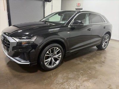 2023 Audi Q8 Premium Plus