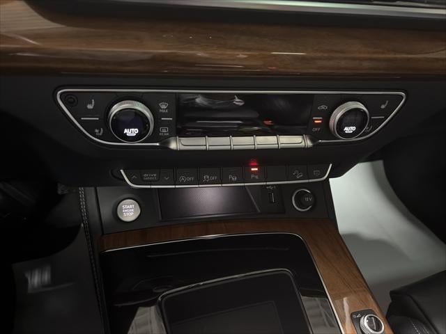 2023 Audi Q5 S line Prestige