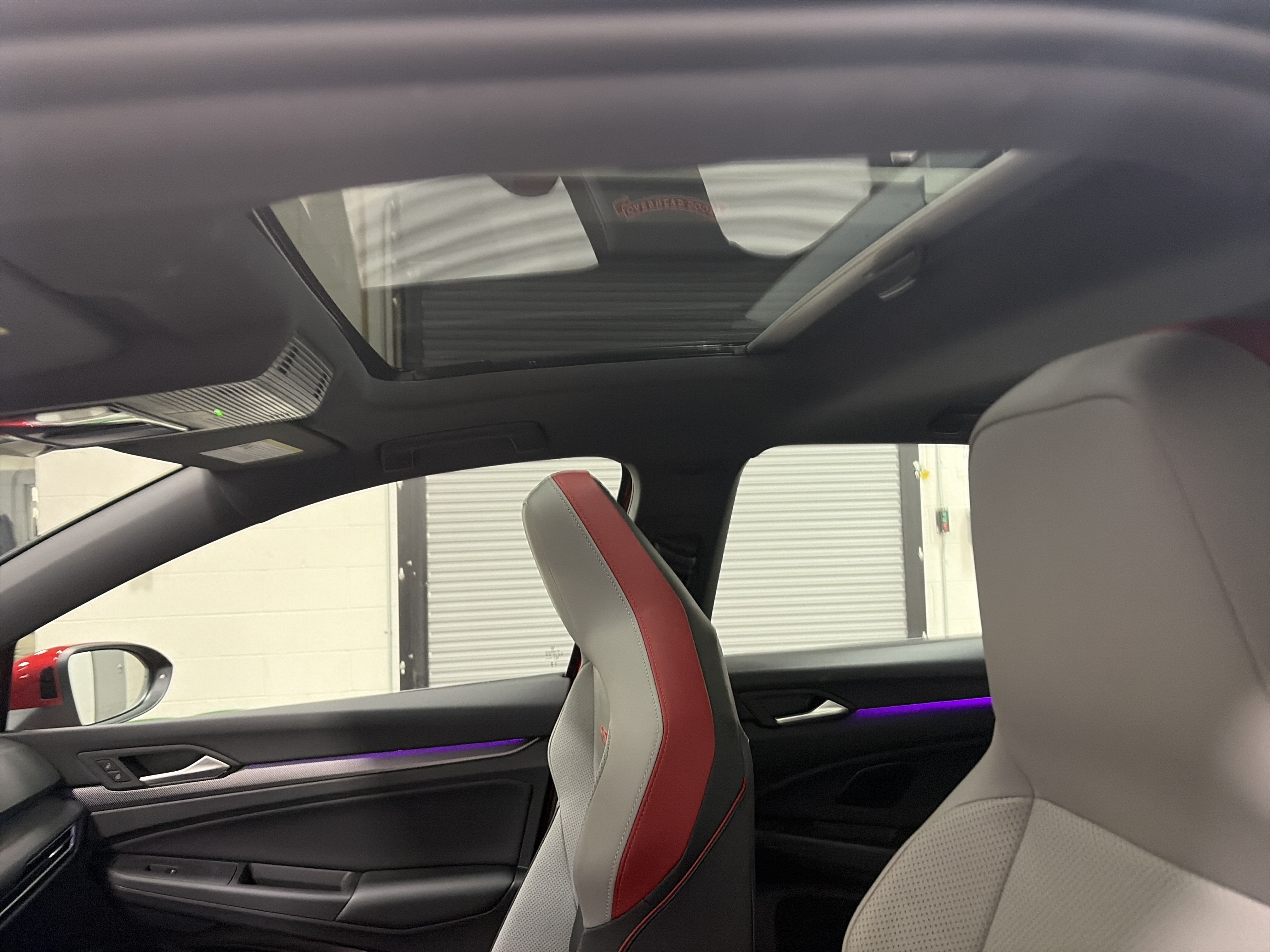 2025 Volkswagen Golf GTI SE