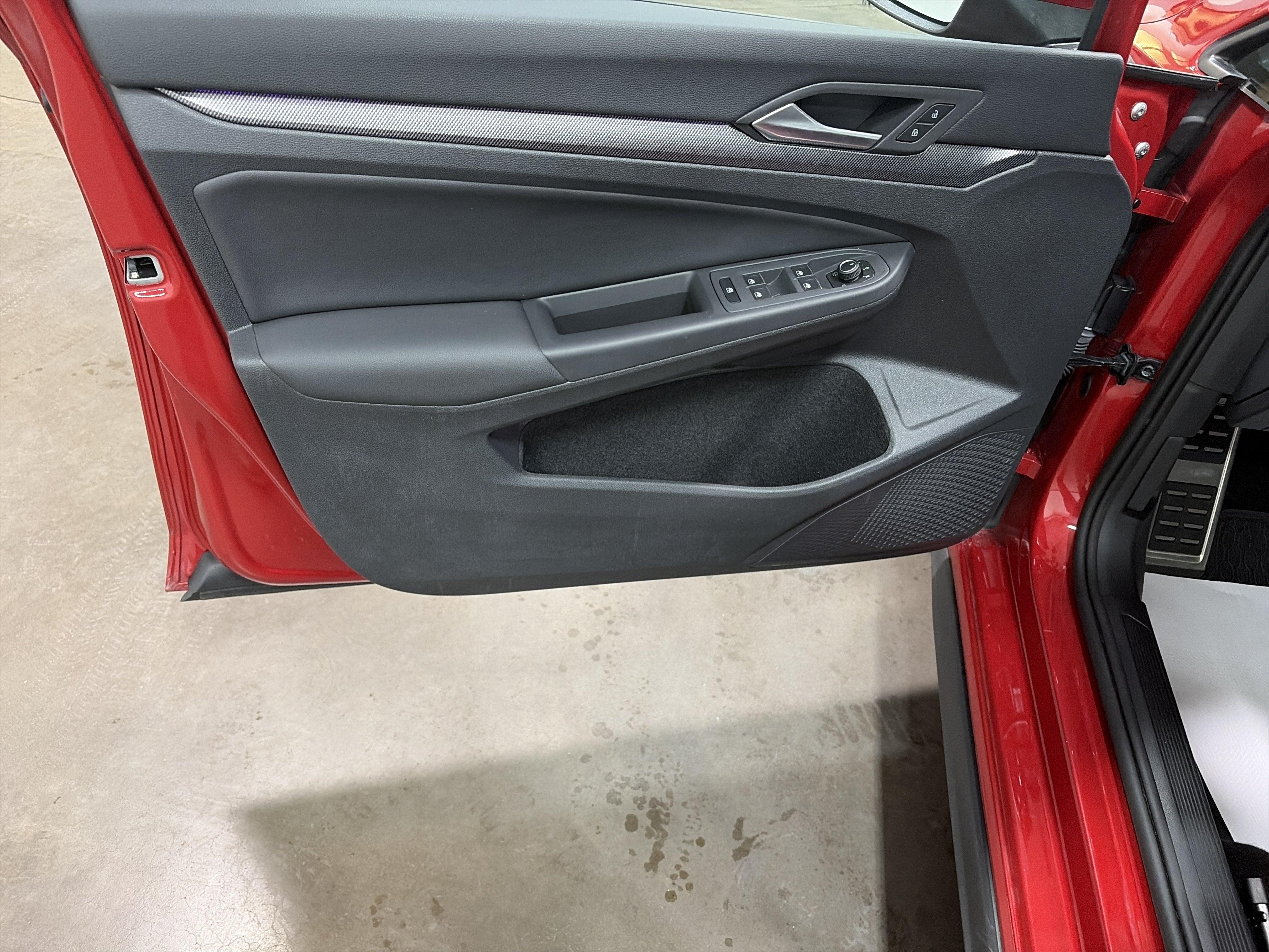 2025 Volkswagen Golf GTI SE