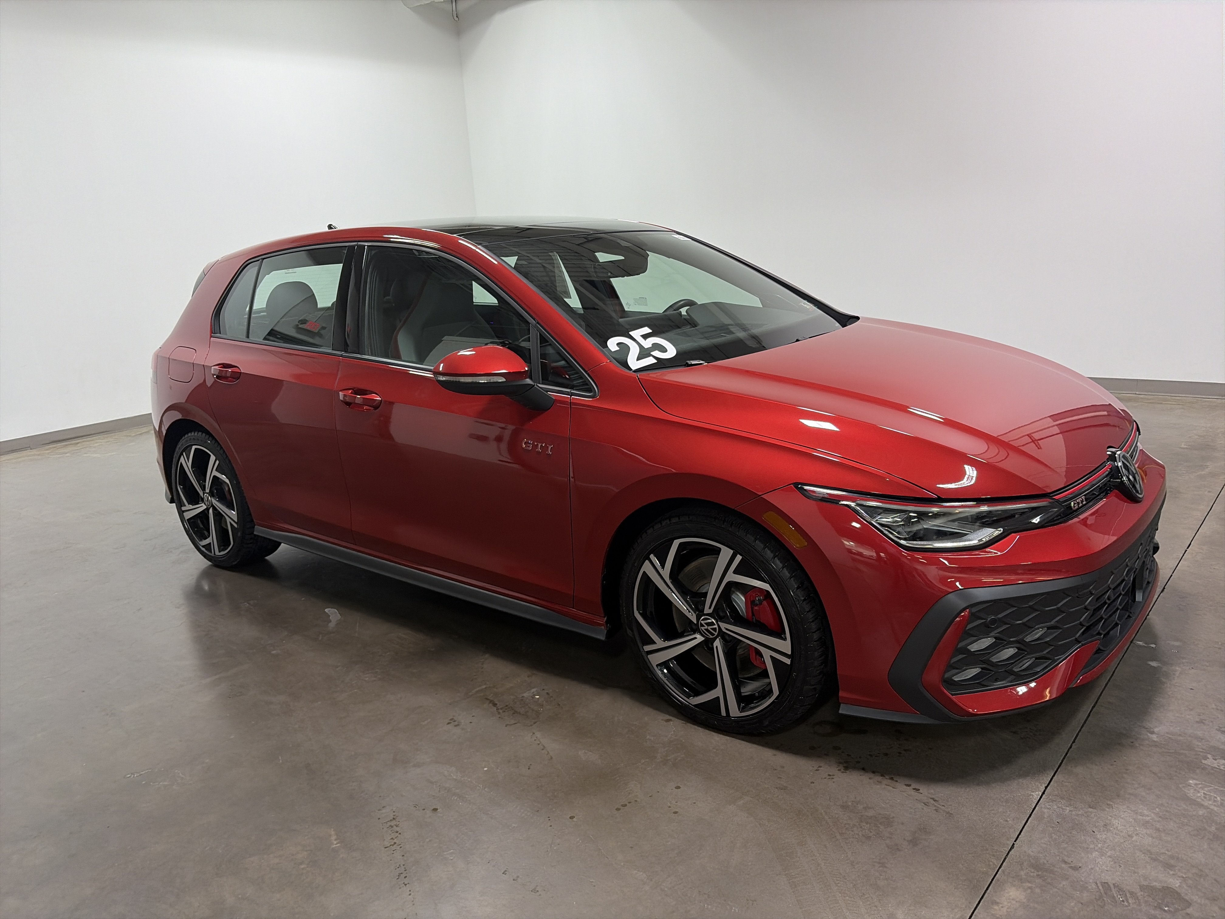 2025 Volkswagen Golf GTI SE