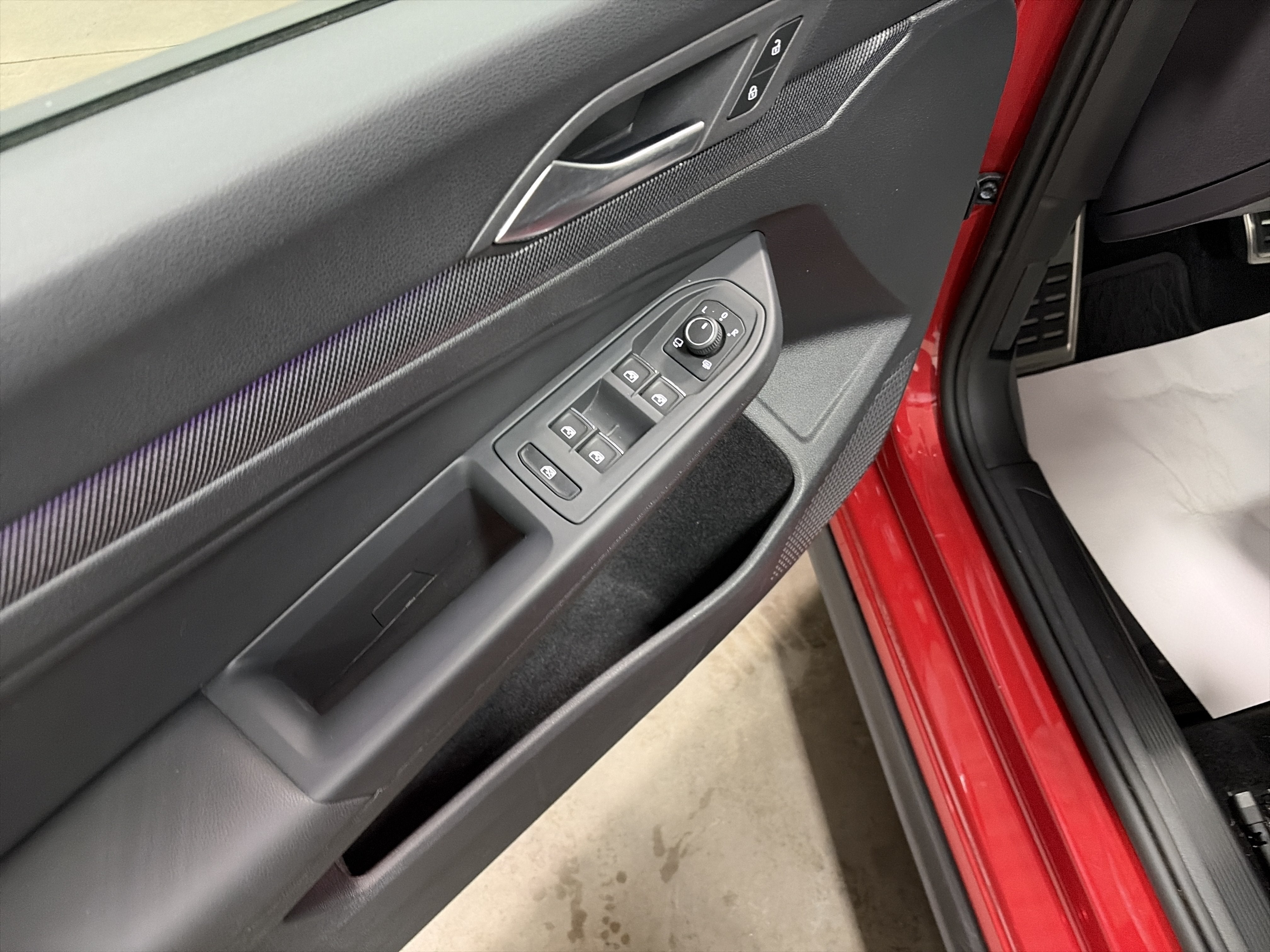 2025 Volkswagen Golf GTI SE