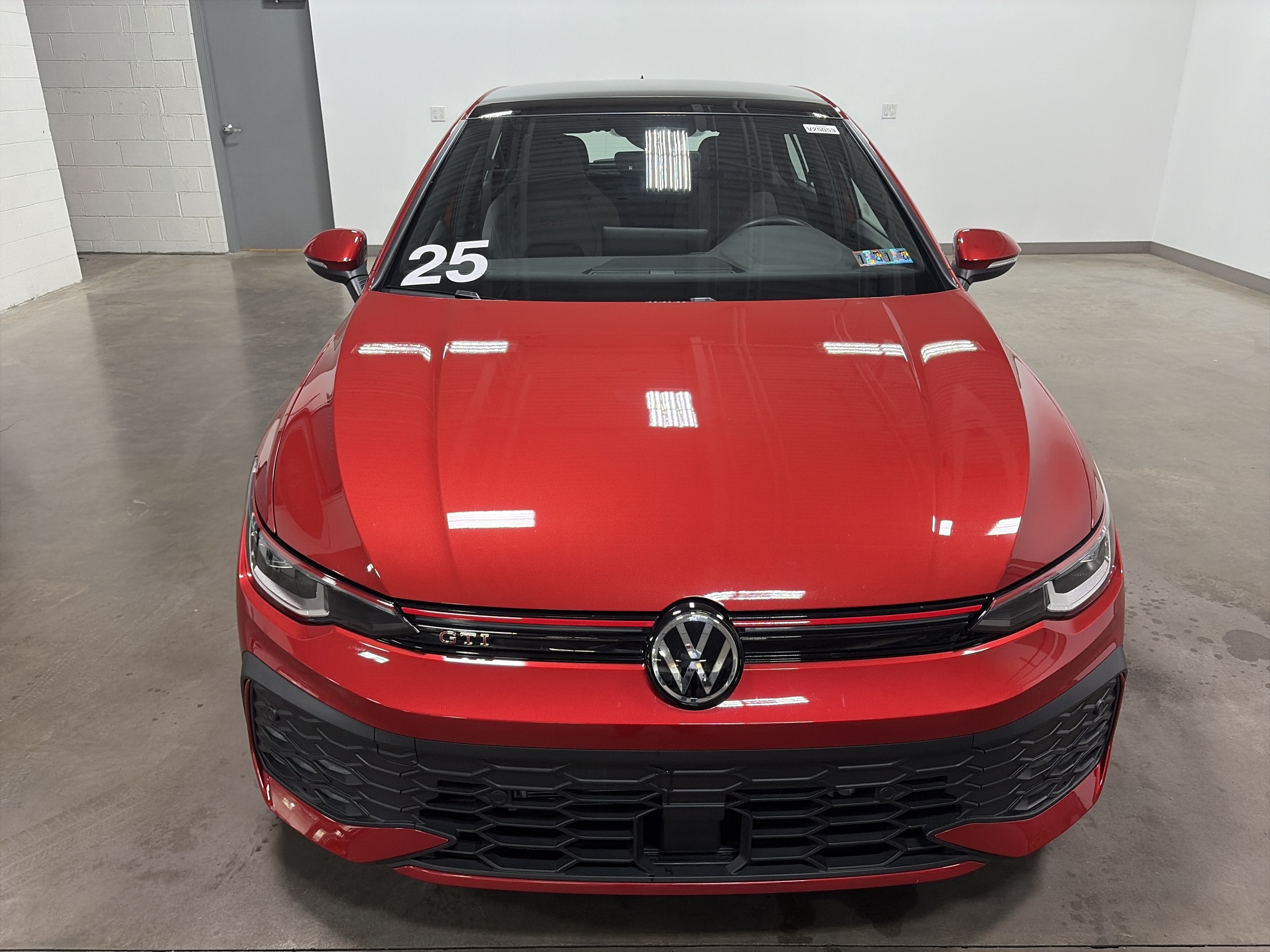 2025 Volkswagen Golf GTI SE