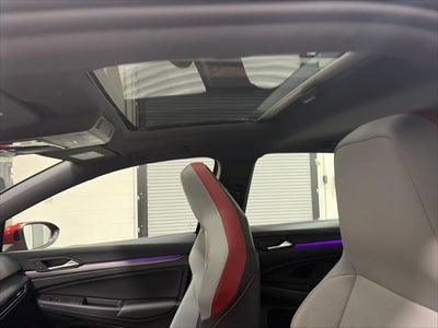 2025 Volkswagen Golf GTI SE