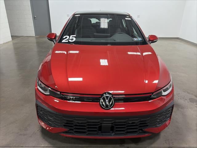 2025 Volkswagen Golf GTI SE