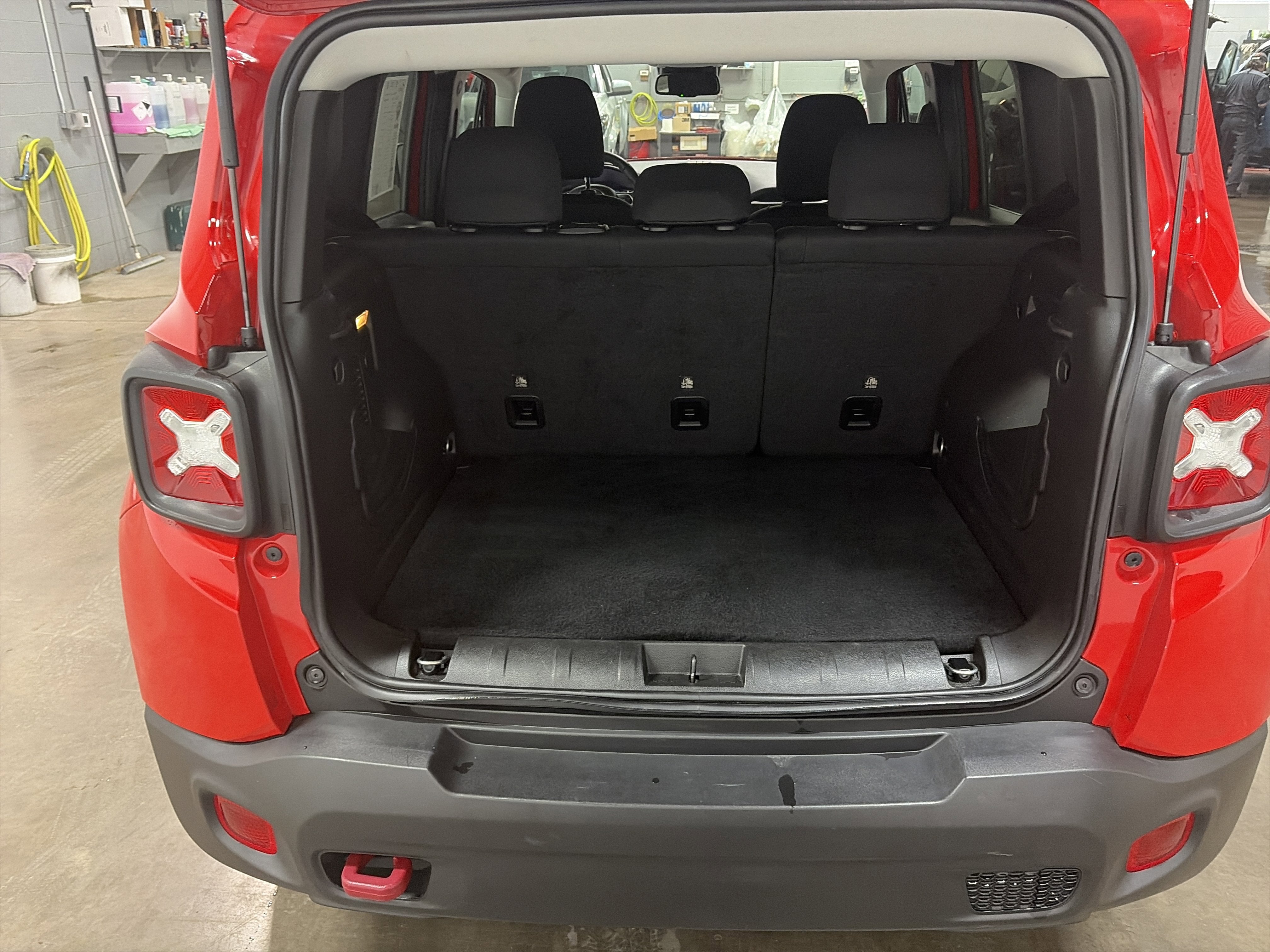 2023 Jeep Renegade Trailhawk