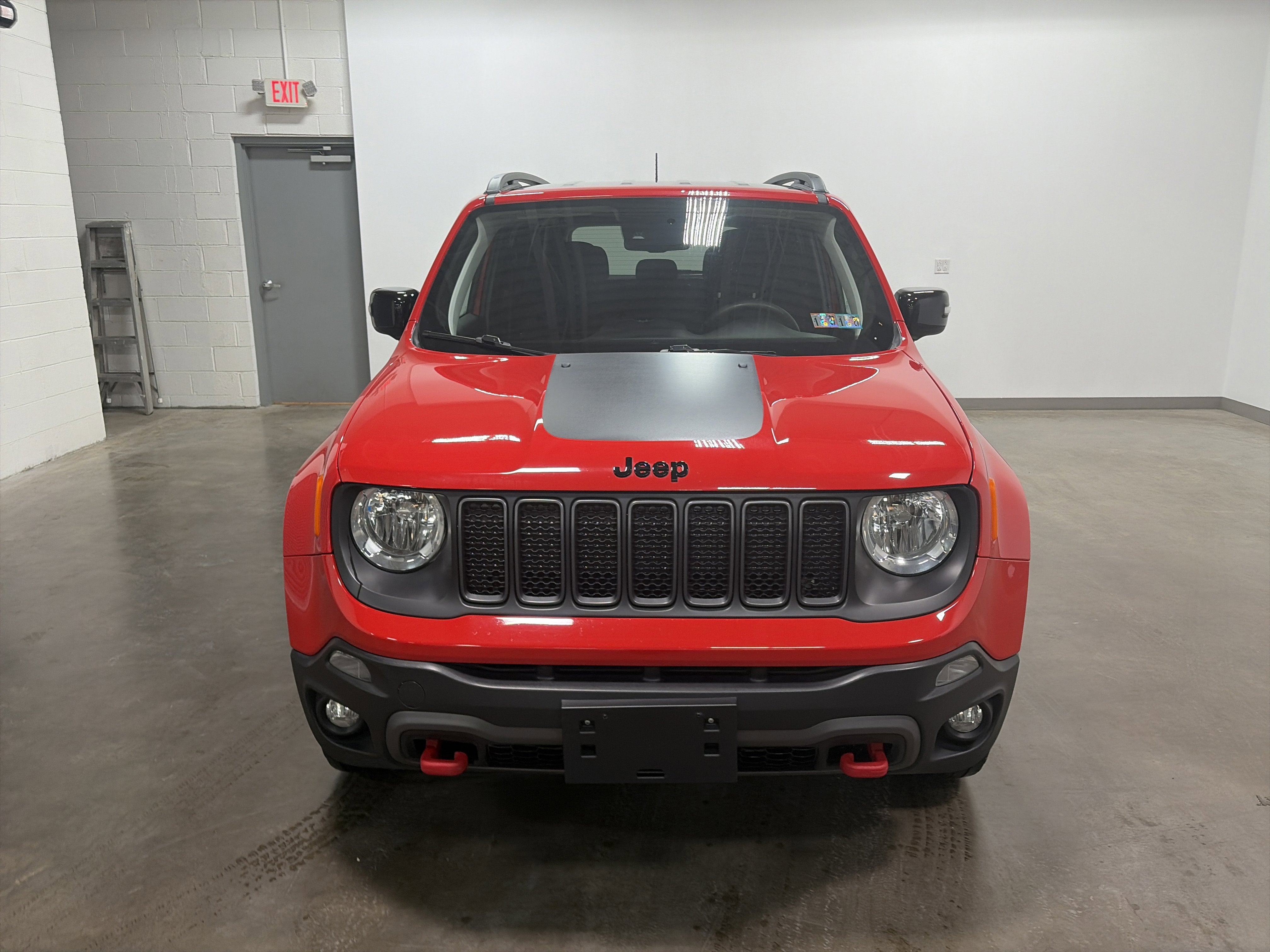 2023 Jeep Renegade Trailhawk