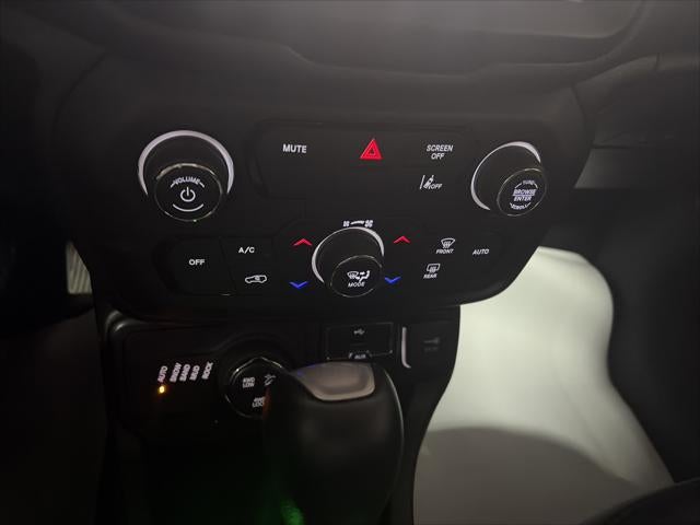 2023 Jeep Renegade Trailhawk