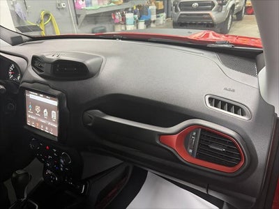 2023 Jeep Renegade Trailhawk